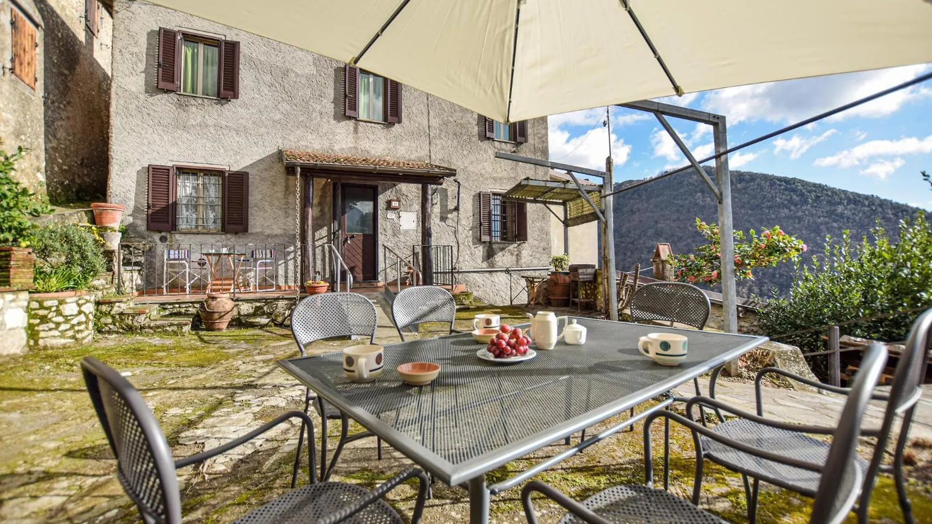 Cozy Home In Metato With Kitchen Casoli  0*, Casoli (Tuscany)
